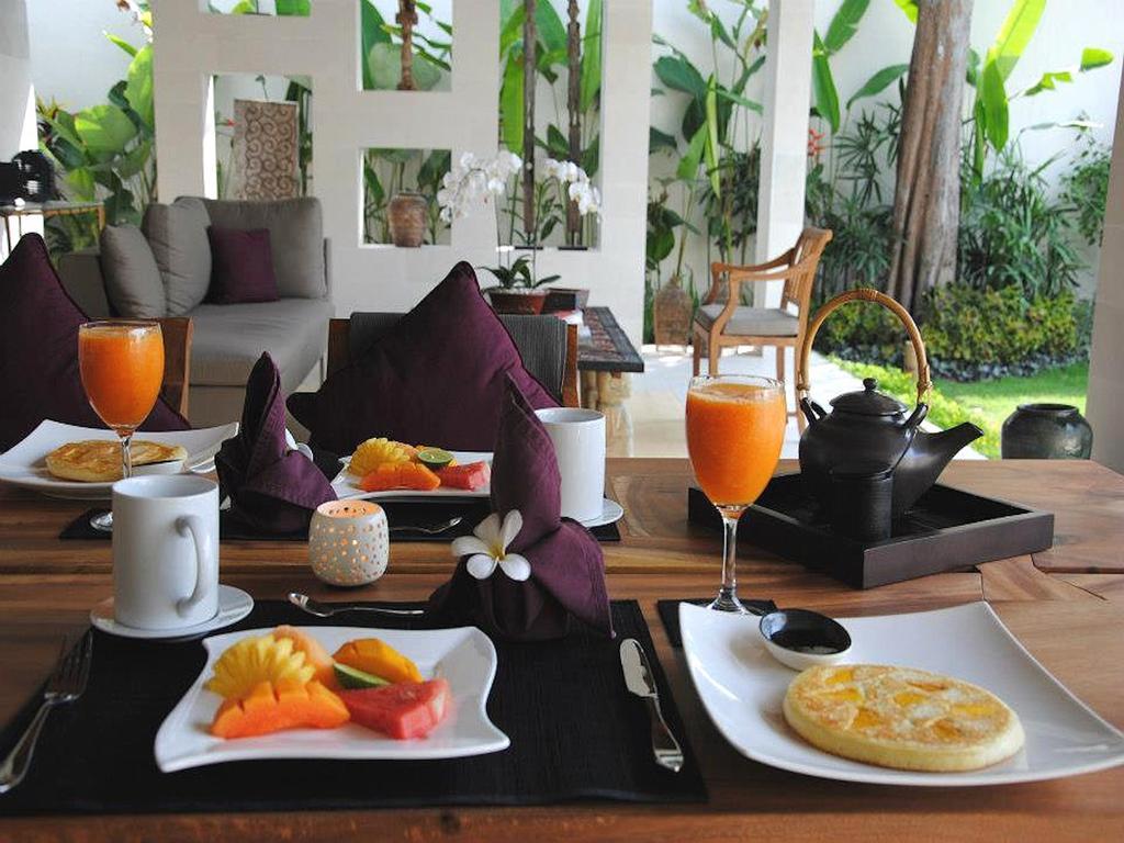 Villa Bali Asri Batubelig Seminyak Habitación foto