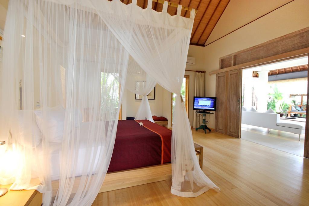 Villa Bali Asri Batubelig Seminyak Habitación foto