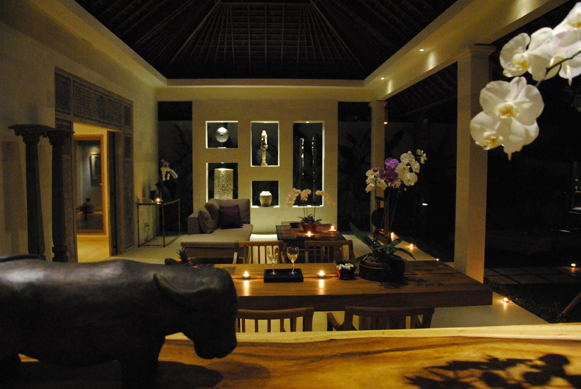 Villa Bali Asri Batubelig Seminyak Exterior foto
