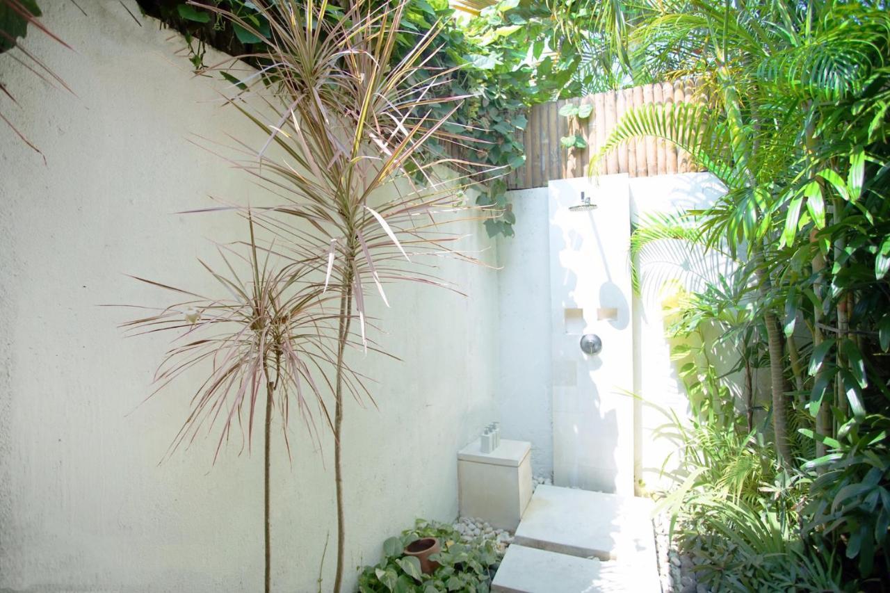 Villa Bali Asri Batubelig Seminyak Exterior foto