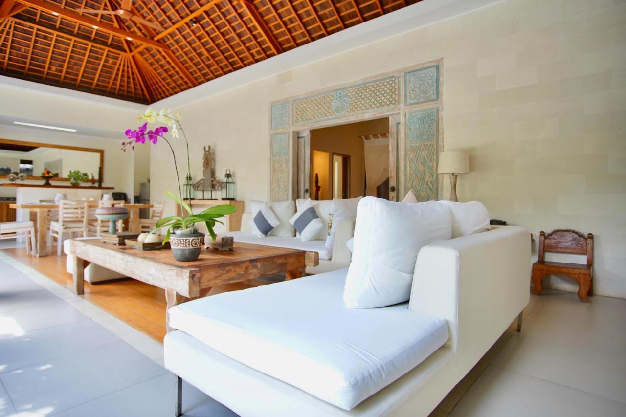 Villa Bali Asri Batubelig Seminyak Exterior foto