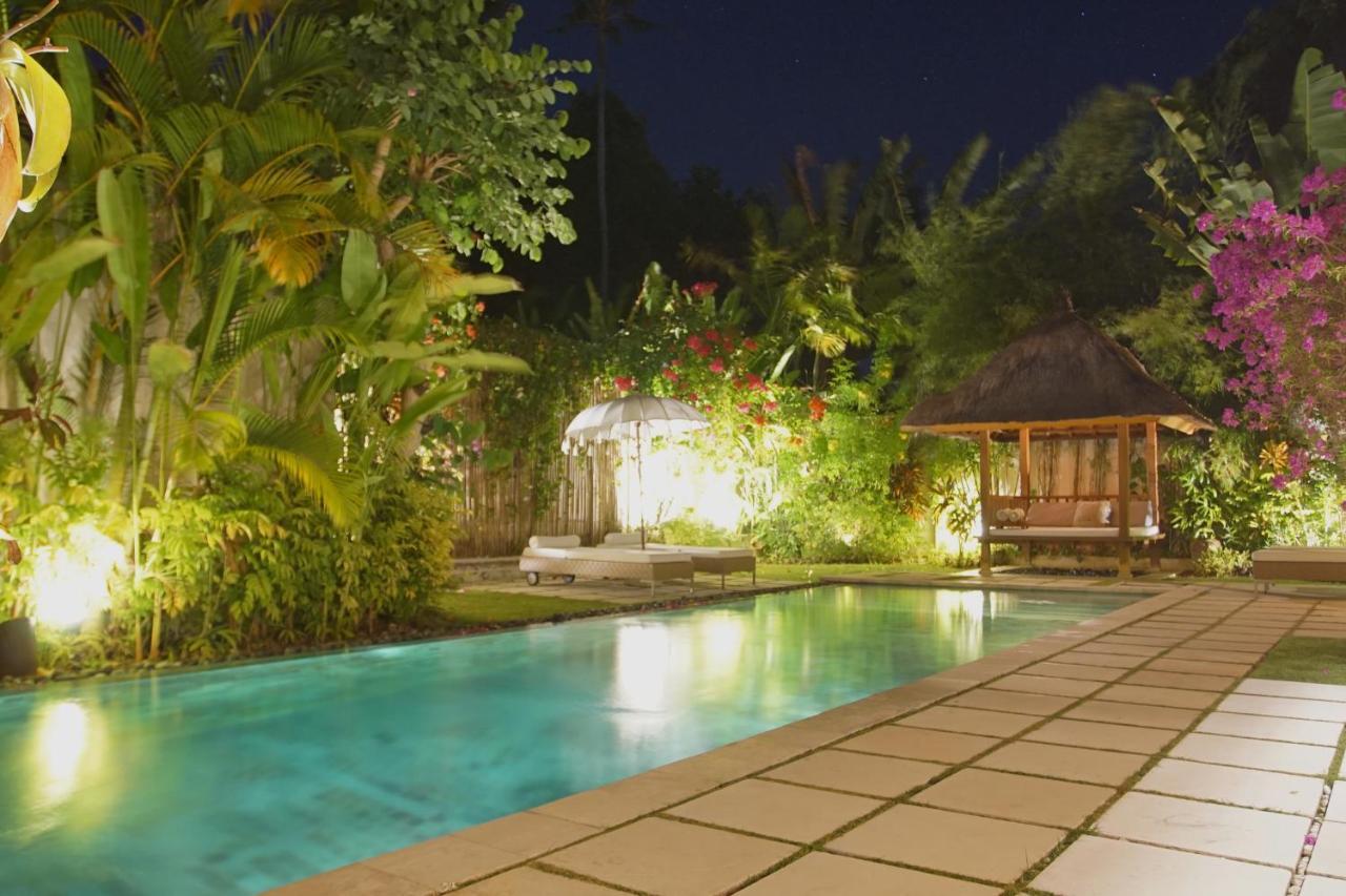 Villa Bali Asri Batubelig Seminyak Exterior foto