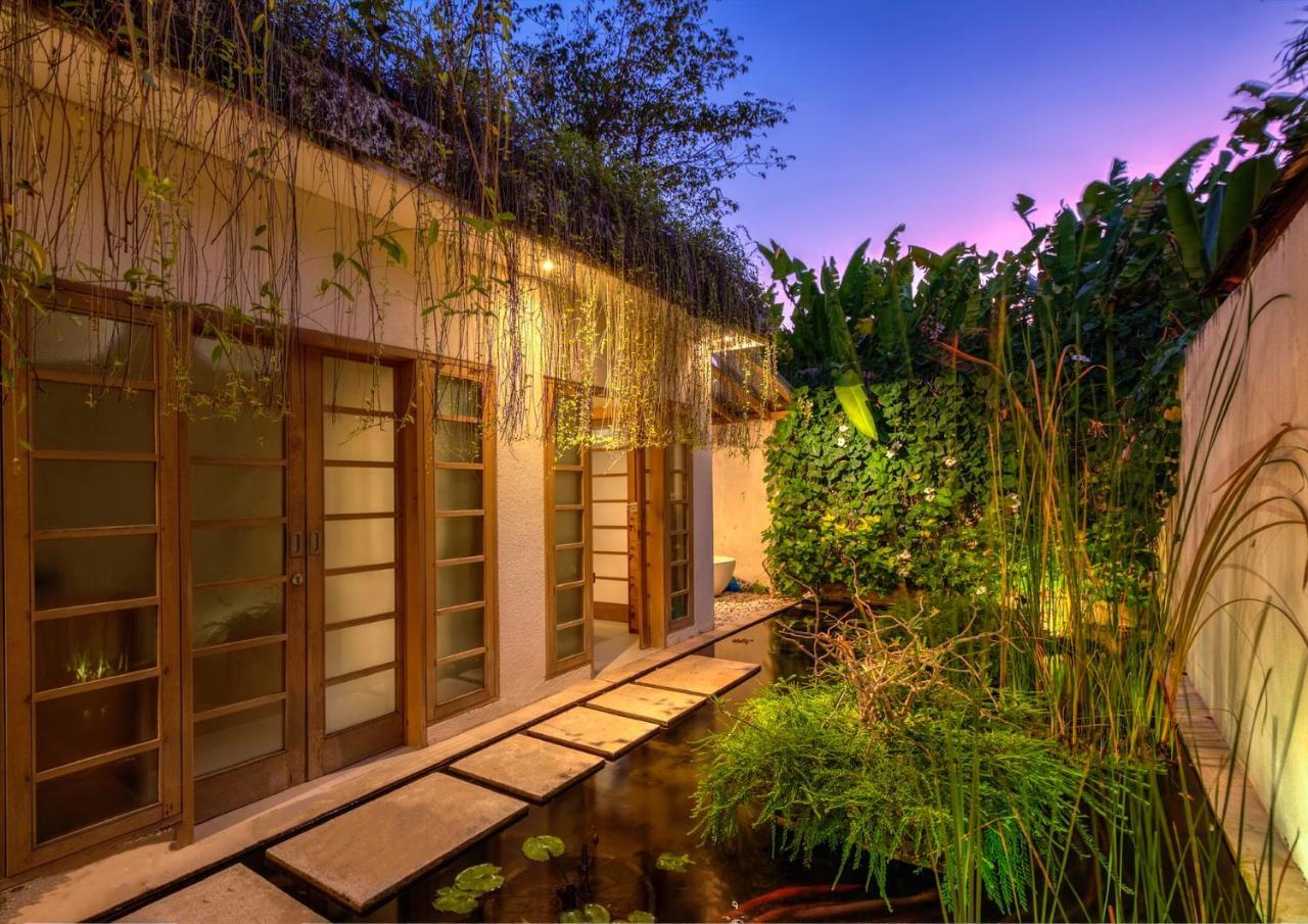 Villa Bali Asri Batubelig Seminyak Exterior foto