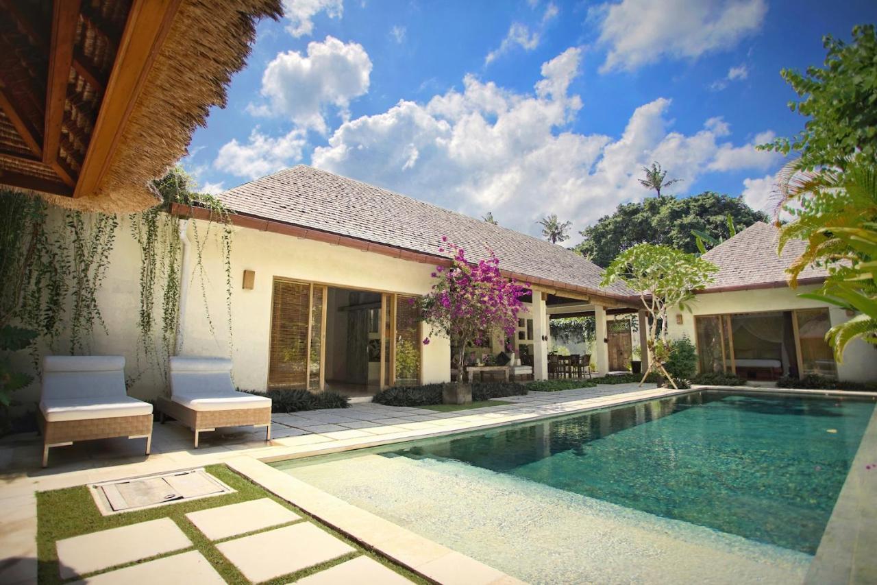 Villa Bali Asri Batubelig Seminyak Exterior foto